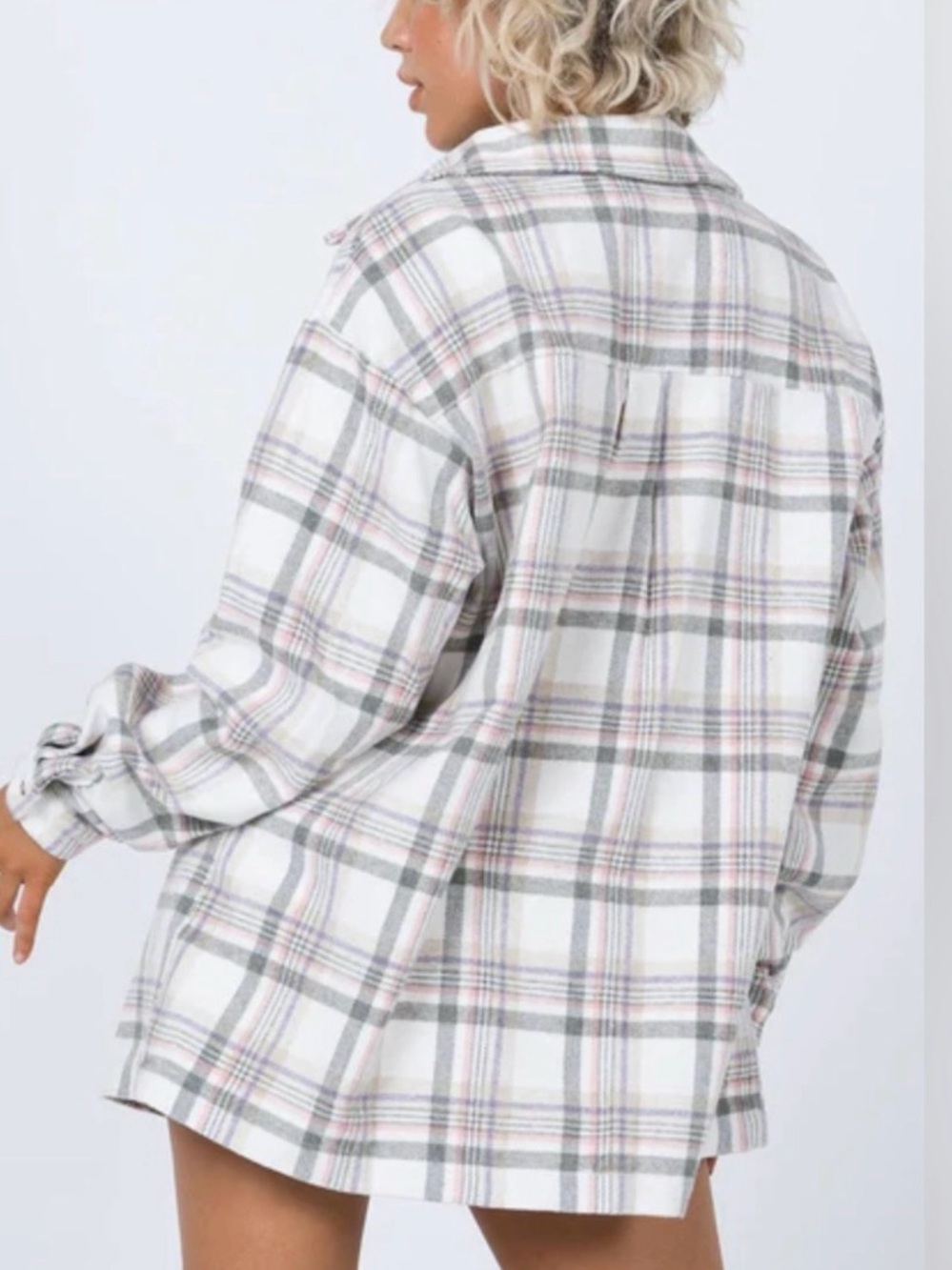 Princess Polly White Plaid Button-Up Shirt - Casual Overshirt size 2